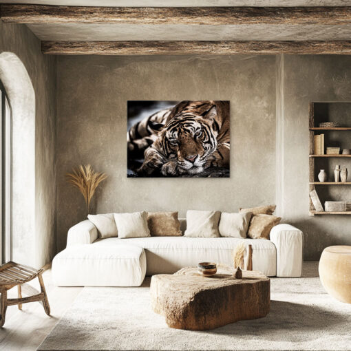 Monochrome Predator - Image 2